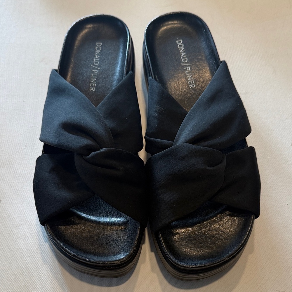 Donald J. Pliner Black Knotted Slide Sandals
